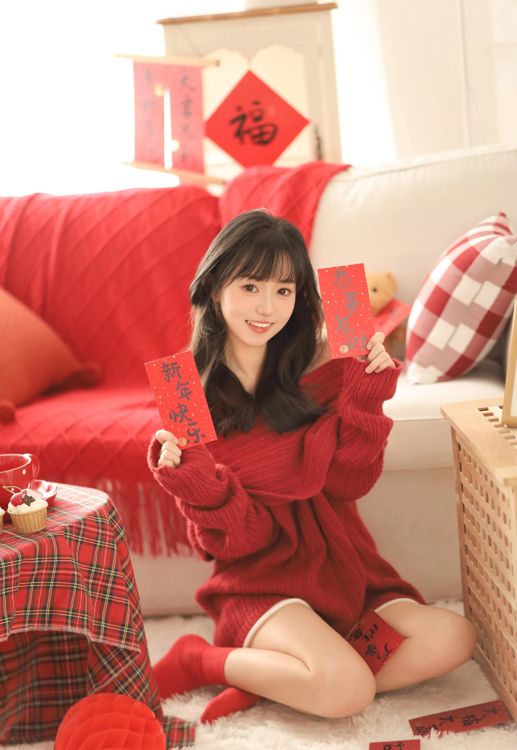 喜庆美女2